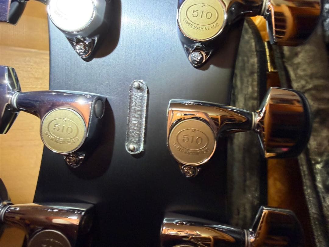 ゼマイティス l Fronts Aces & Eights, Black