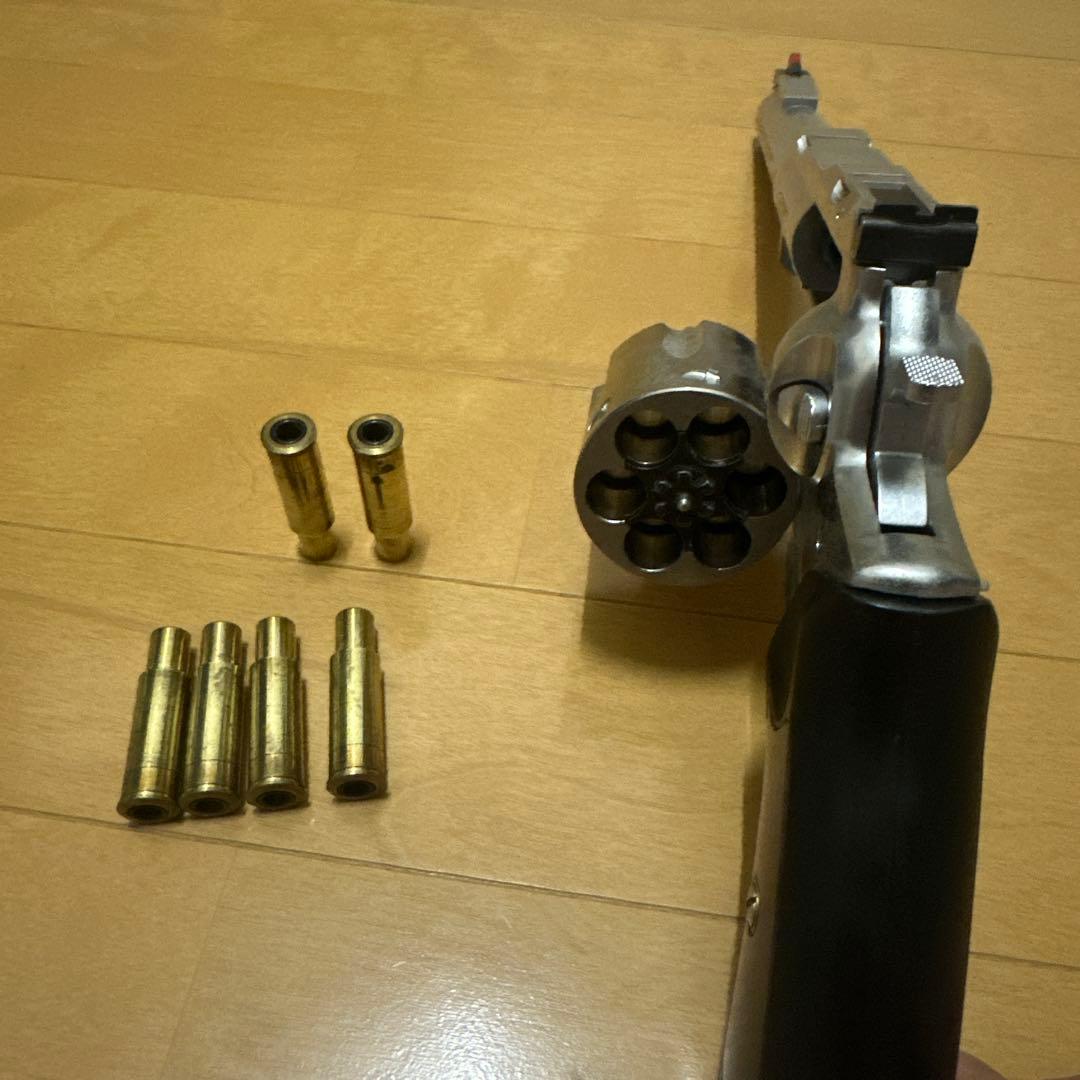 SUPER REDHAWK 44MAGNUMエアガン シルバー/ブラック　18才