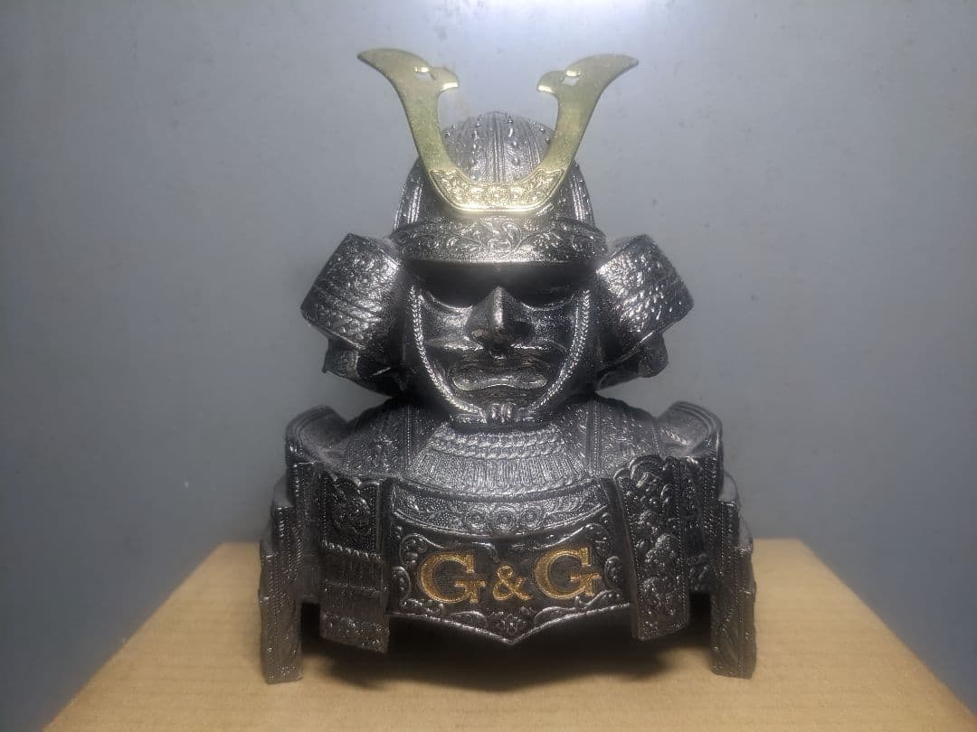 ニッカウィスキー G&G 鎧 兜　甲冑ボトルカバー 戦国武将 金属製