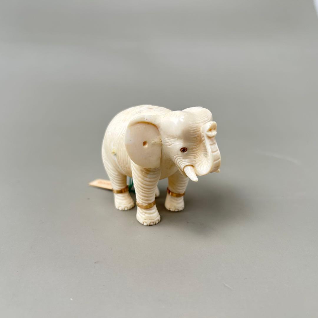 象の形 彫刻極上根付天然素材アンティーク骨董飾り物古美術置物細密細工
