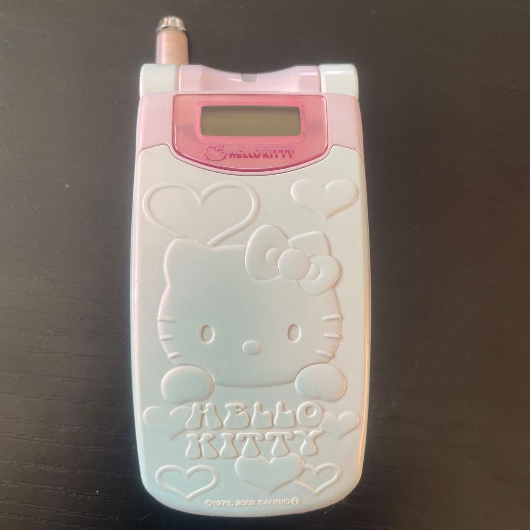 希少品キティちゃんガラケー