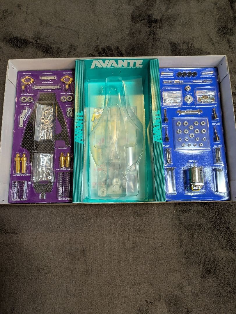 TAMIYA AVANTE 1/10 　タミヤ　アバンテ　未使用品
