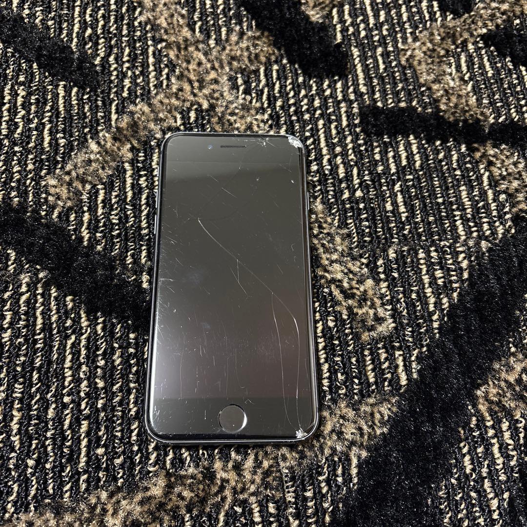 iPhone8 本体