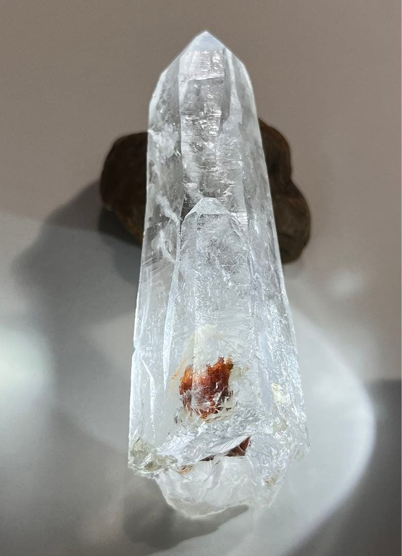 炎の精霊ঌ 　アンフィボールインクォーツ✨　原石　ポイント　クリスタル　水晶