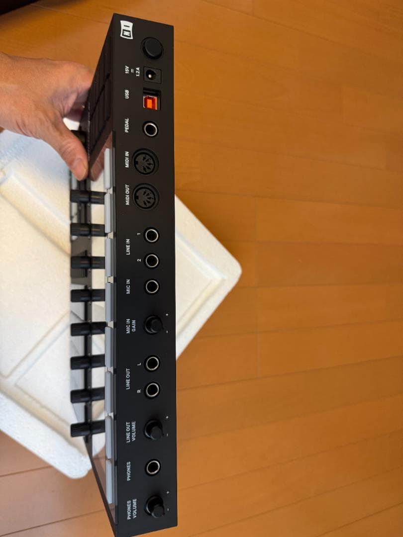 Native Instruments MASCHINE MK3 付属品全有 箱有