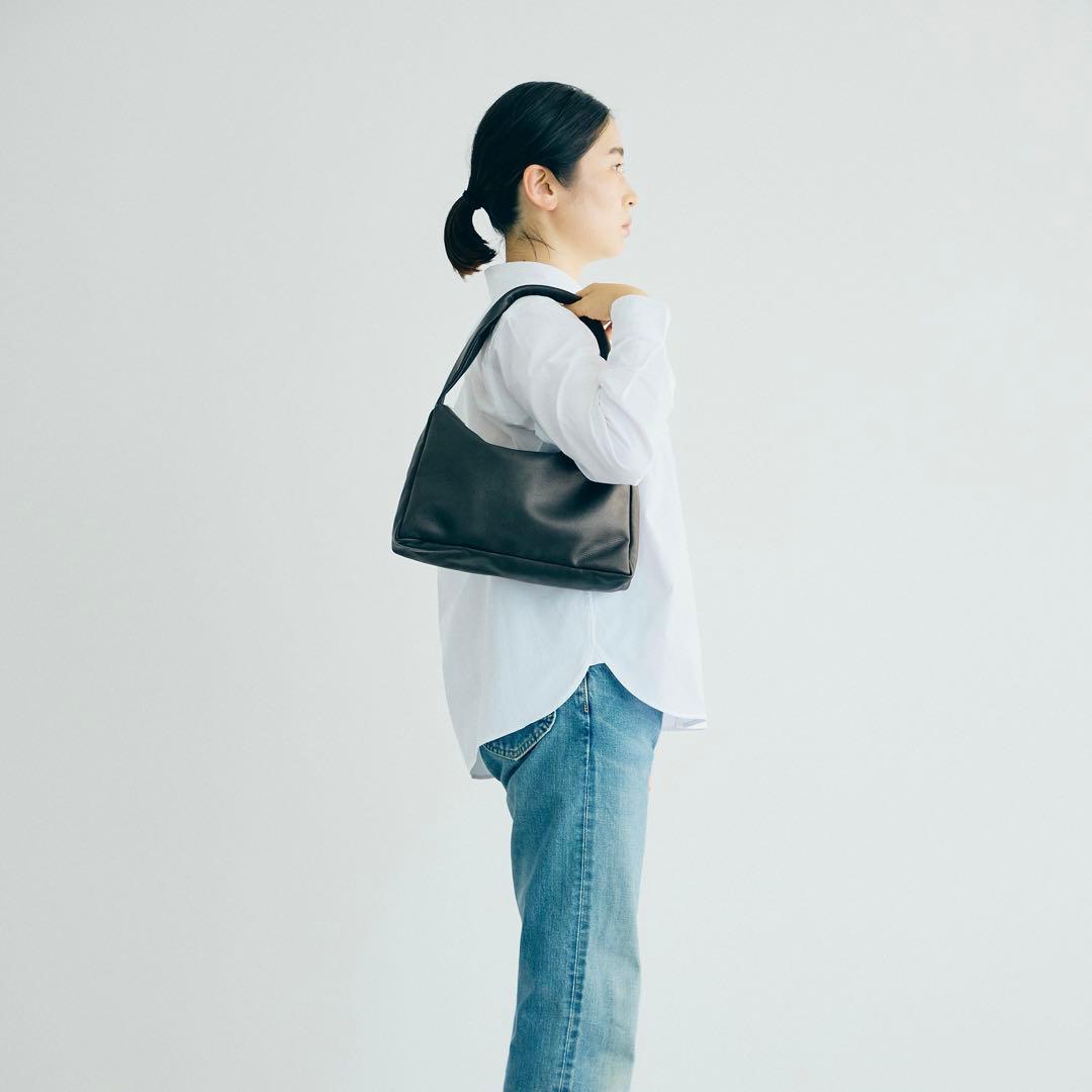 KEESE レザートートバッグ ハンドバッグ Mサイズ レディース ブラック 黒
