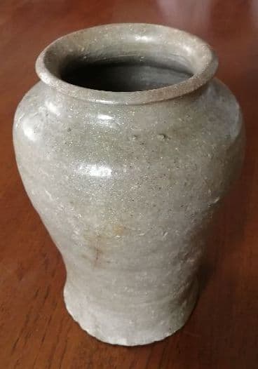 高麗　青磁壺