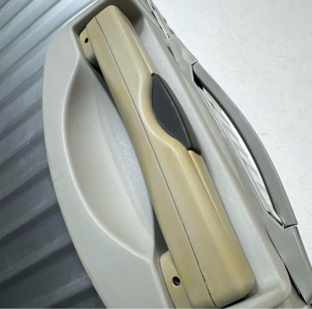 リモワ　トパーズ　青ロゴ　廃盤　希少な2輪キャスター　クラシックフライト　訳アリ