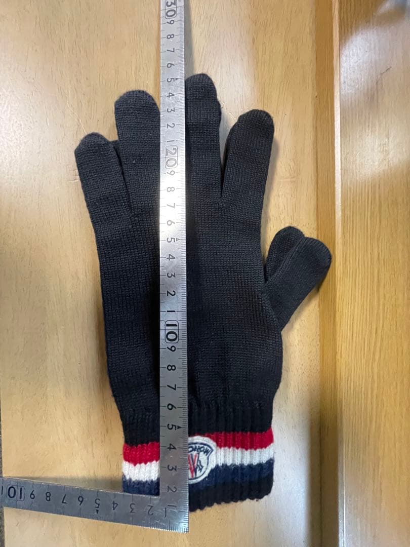 極美品）MONCLER モンクレール ロゴ　手袋 黒