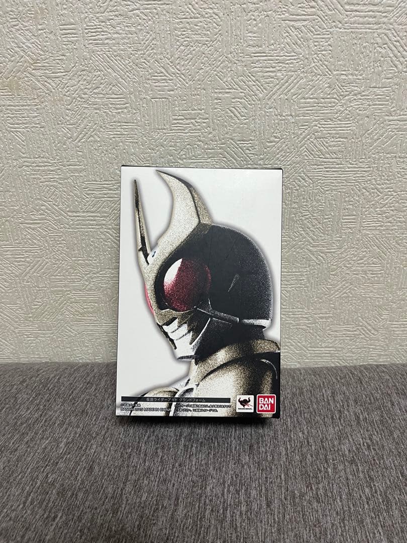 真骨頂SHフィギュアーツ 仮面ライダーアギト