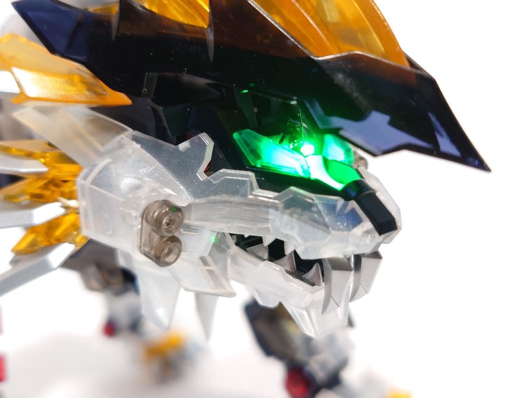 ゾイド　もどき　ムゲンライガー クリアver.電飾付パール塗装　グロス仕上げ