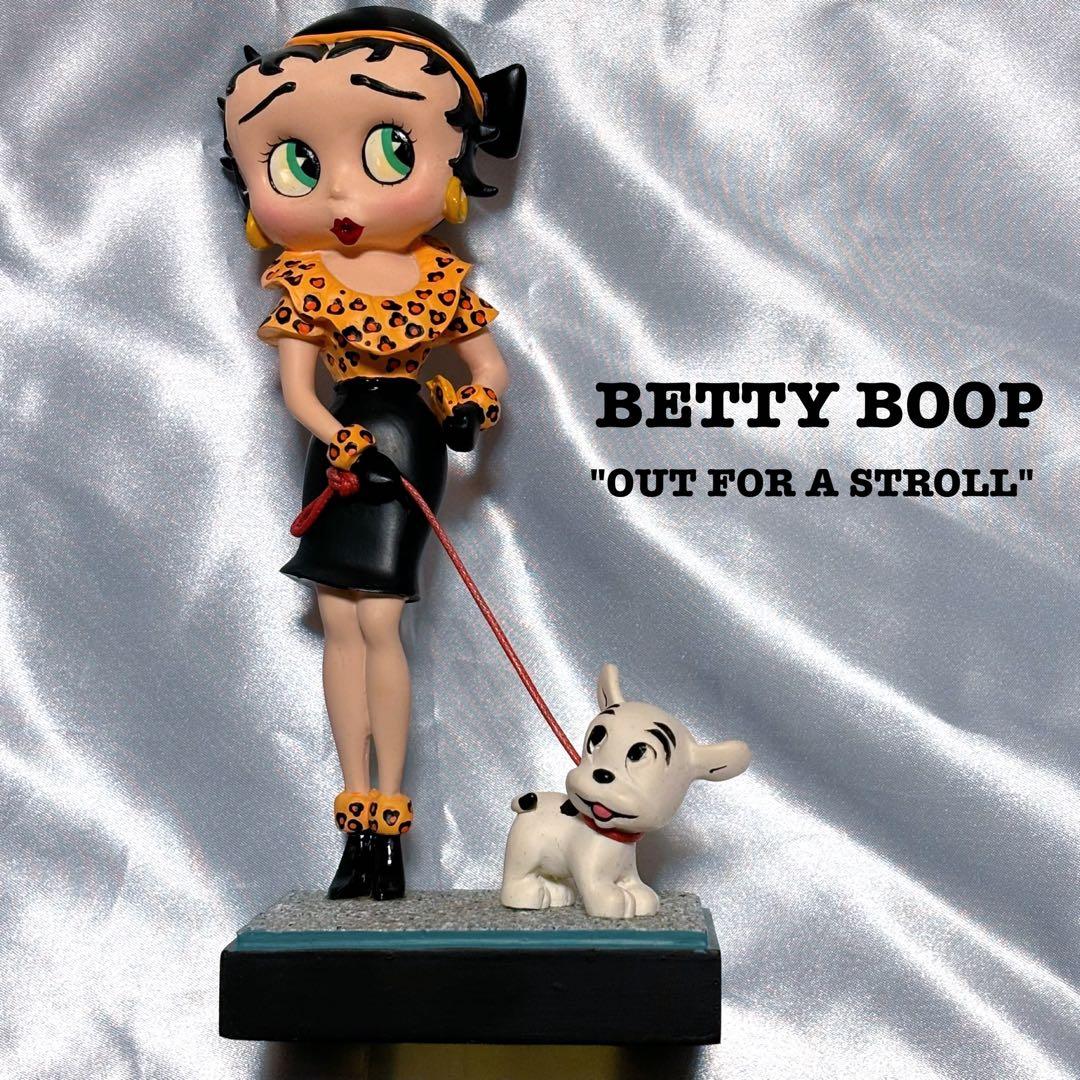 【ベティ・ブープ】BettyBoopフィギュア/激レア/希少/可愛い/愛犬の散歩