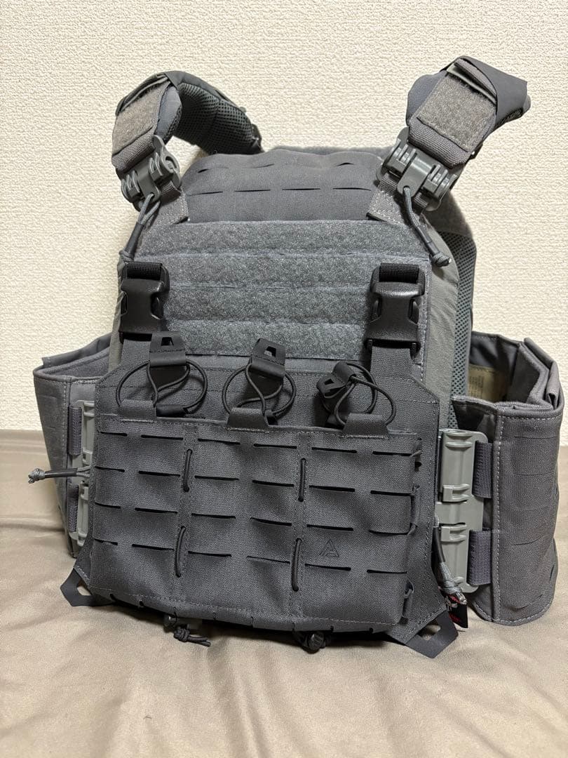 個人装備 Firstspear Strandhogg v2