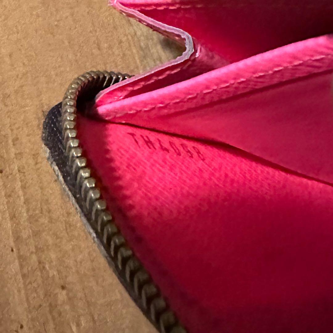 ルイヴィトン　ジッピーパースケース　モノグラムグラフィティ