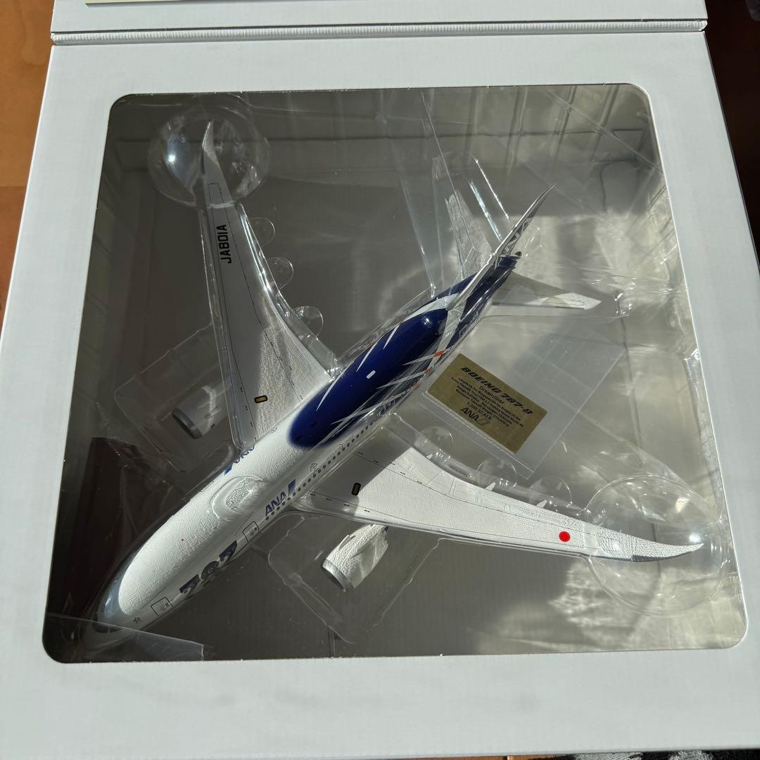 新品未使用未開封 ANA Boeing 787-8 特別塗装 1:200