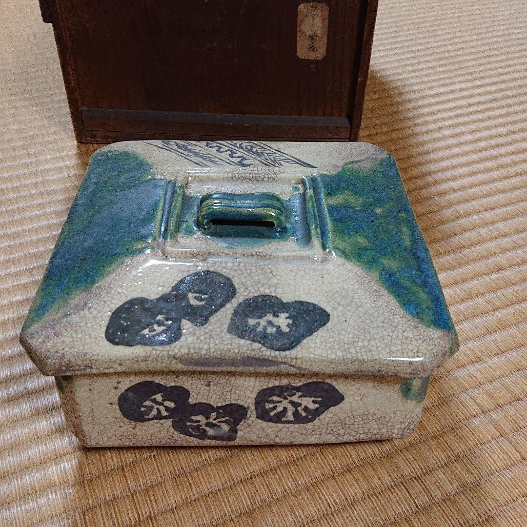 お茶菓子入れ