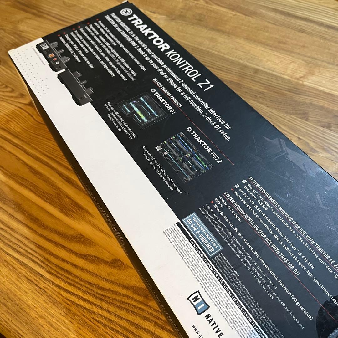 美品　TRAKTOR KONTROL Z1 専用ケース付