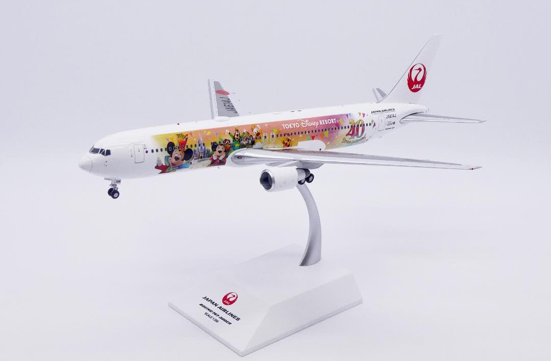 航空機・ヘリコプター JAL 767-300ER JA614J 1/200