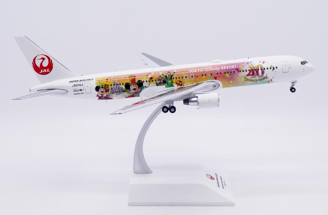航空機・ヘリコプター JAL 767-300ER JA614J 1/200