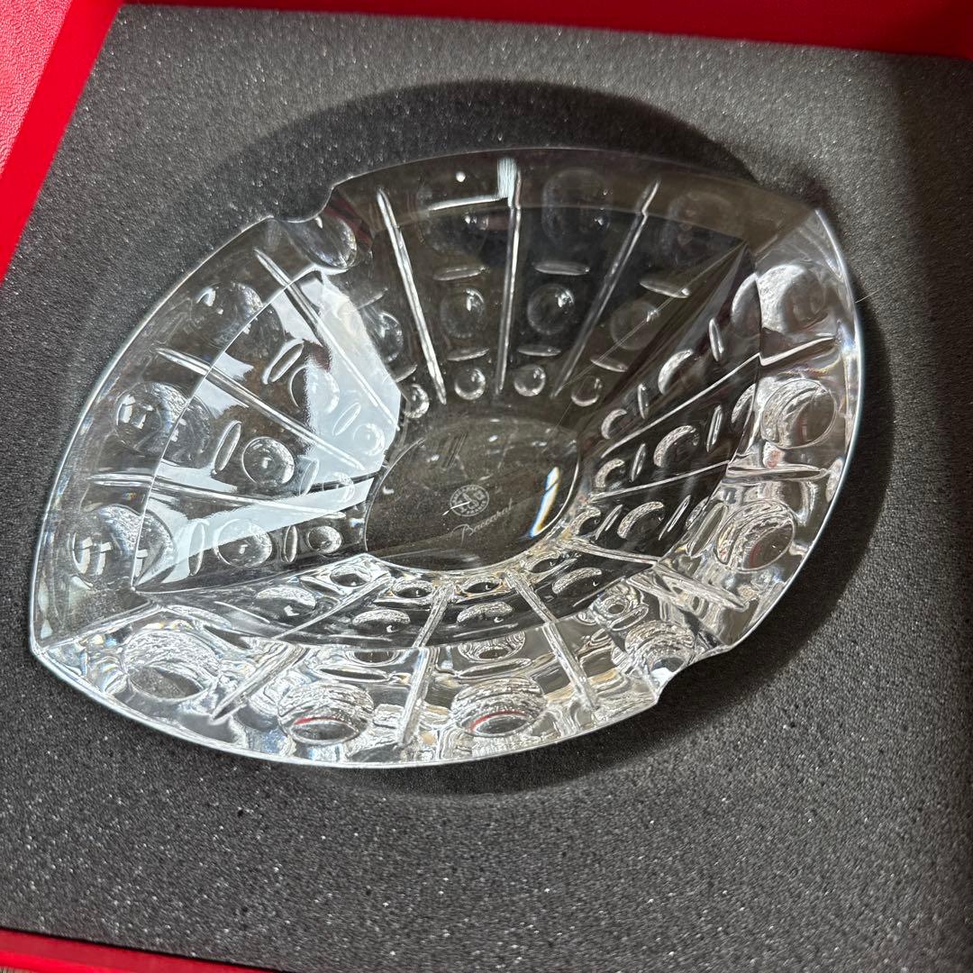 Baccarat クリスタルガラス 葉型皿　灰皿