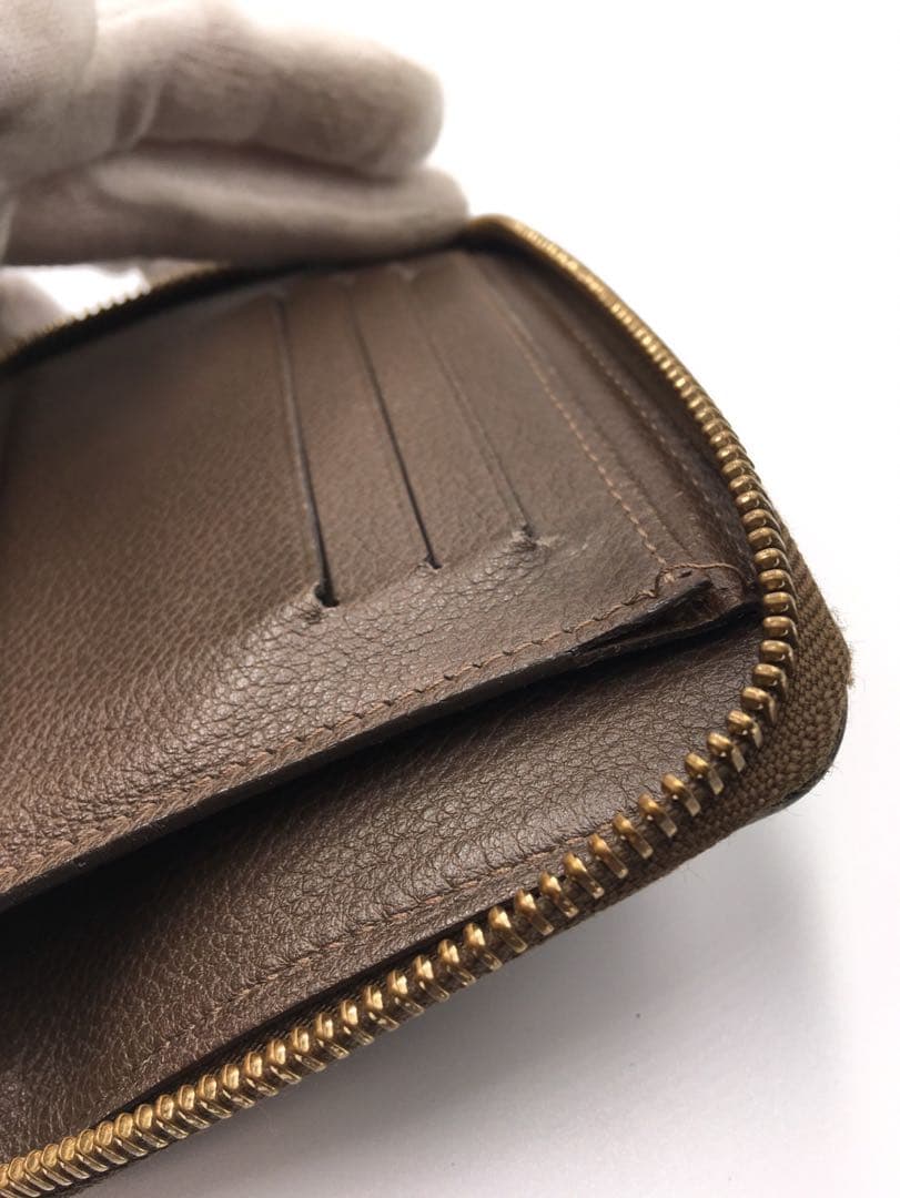 ルイヴィトン　アンプラント　財布