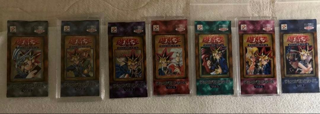 遊戯王　初期vol1.2.3.4.5.6.7 未開封パック　フルコンプ