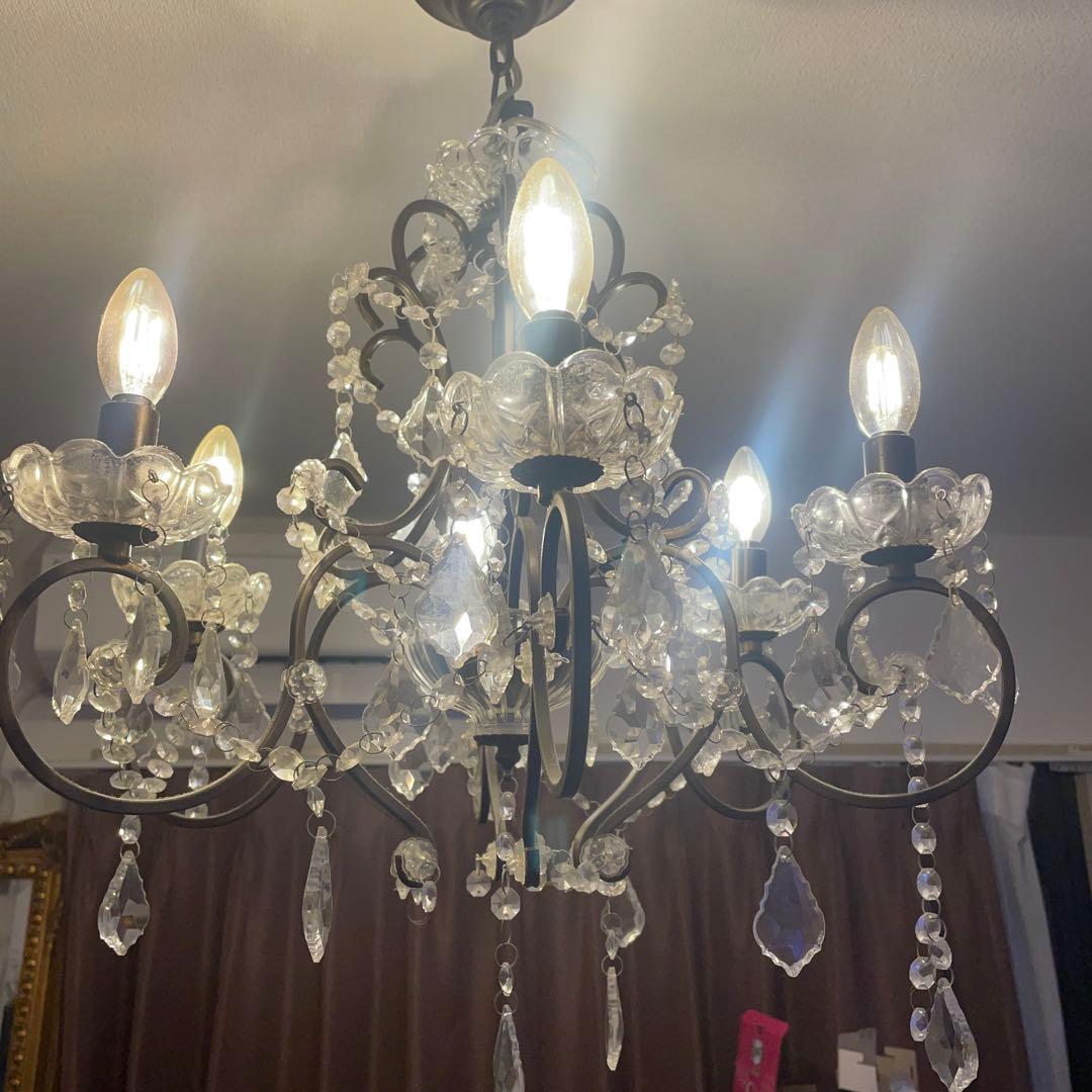 アンティーク調　ゴールドシャンデリア