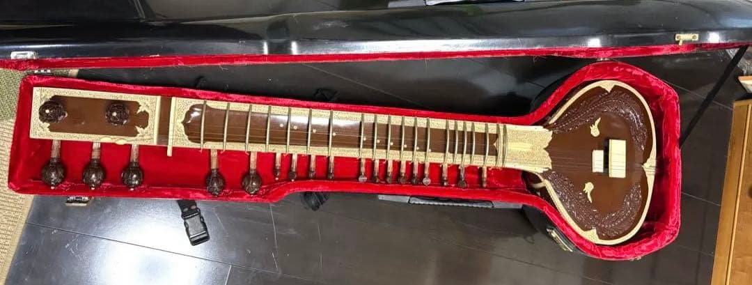 シタール ハードケース付き