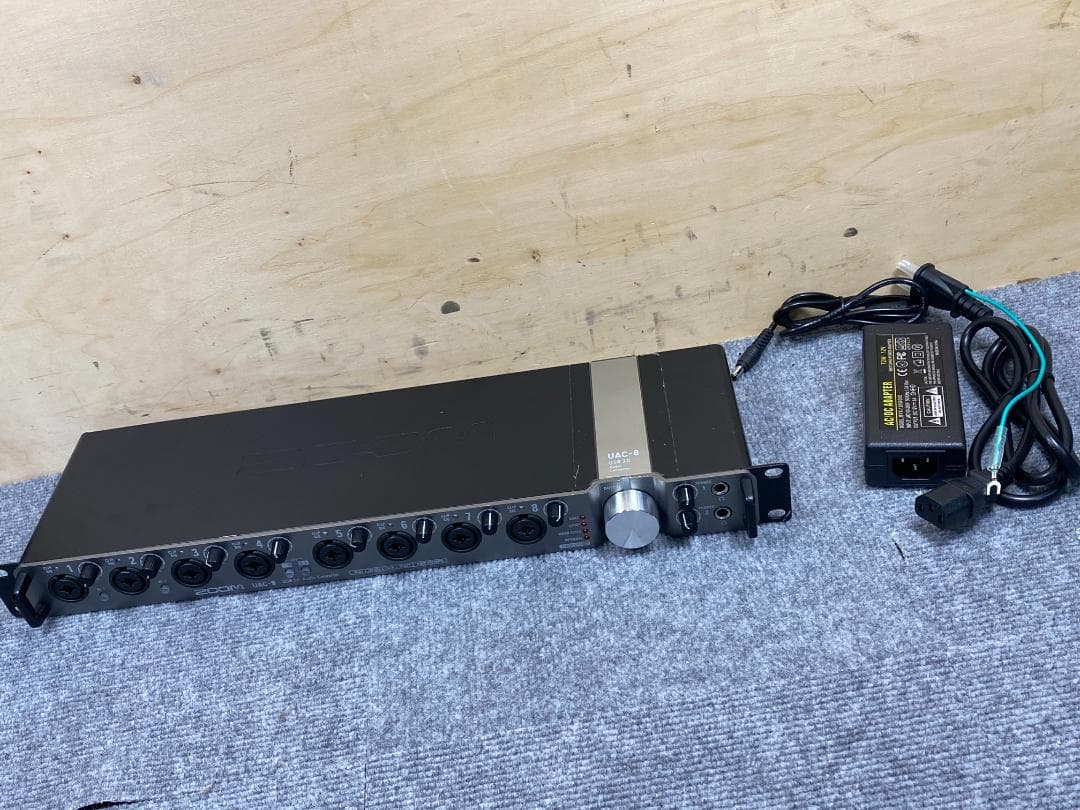 ZOOM UAC-8 オーディオインターフェース