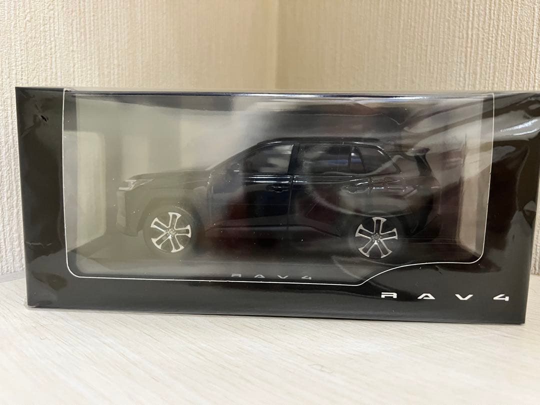 トヨタ　ラヴ4 RAV4 ミニカー　非売品　カラーサンプル 新品未使用