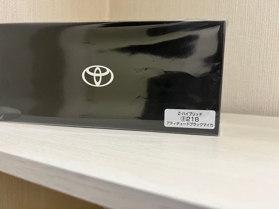 トヨタ　ラヴ4 RAV4 ミニカー　非売品　カラーサンプル 新品未使用