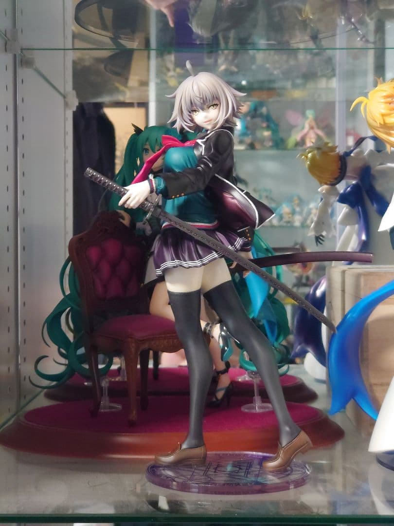 T*3様 制服ジャンヌオルタ(折田) ガレージキット　塗装完成品
