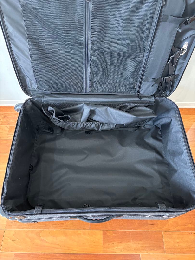 【大幅値引】シフレ escape大容量 138キャリーケース TSAロック付き