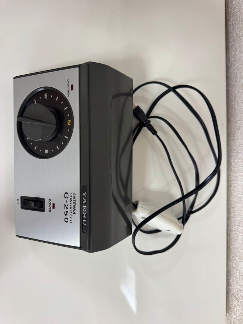 YAESU G-250 受信機
