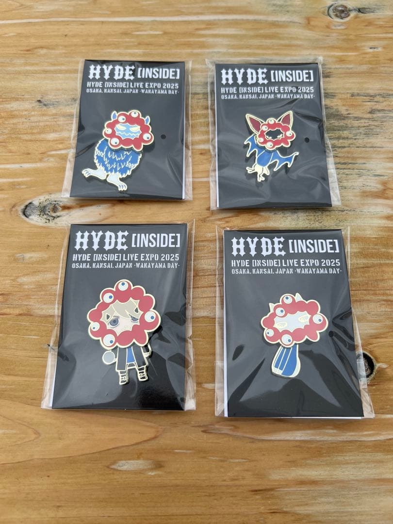 HYDE 大阪関西万博 ミャクミャク なりきりゆらゆらピンバッジセット