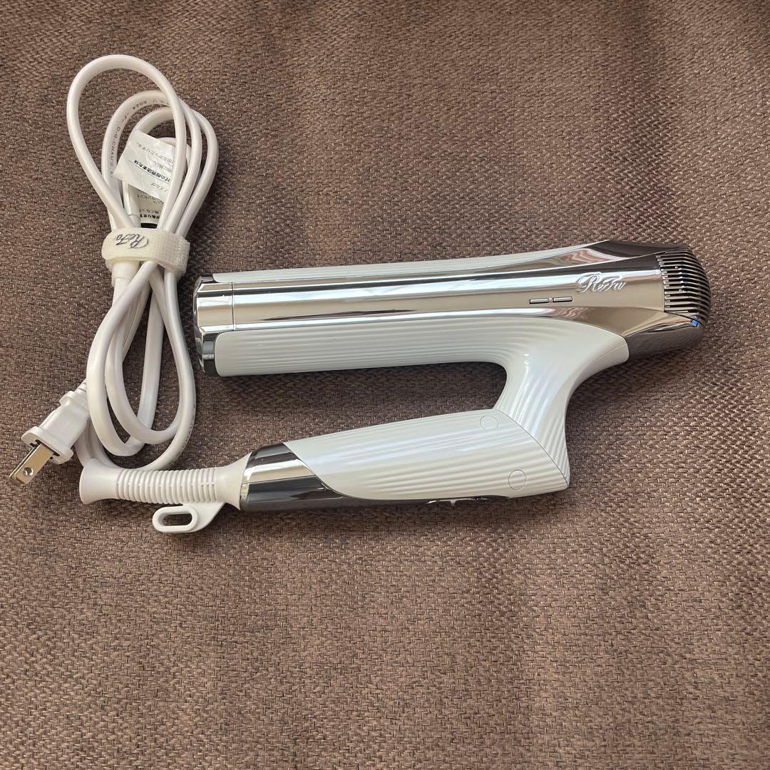 ⚠️ジャンク品⚠️リファビューテック ドライヤー スマート ダブル