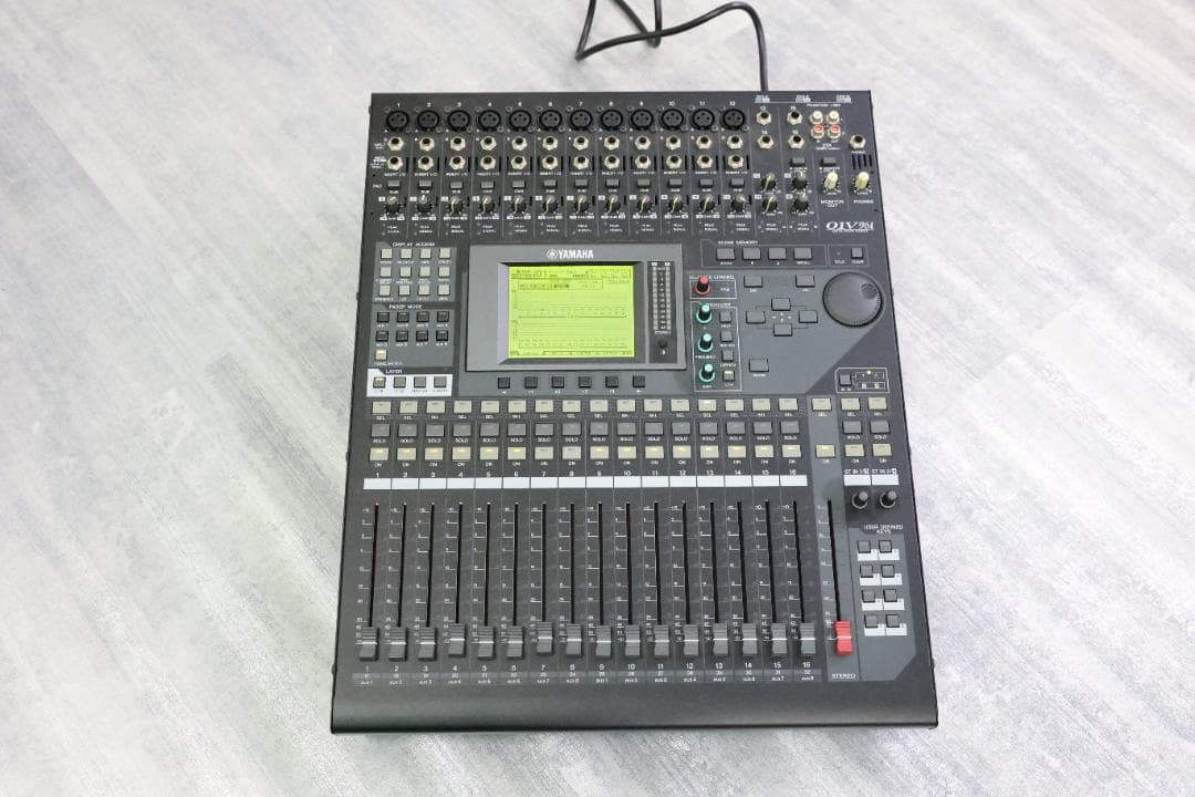 Yamaha O1V96i デジタルミキサー