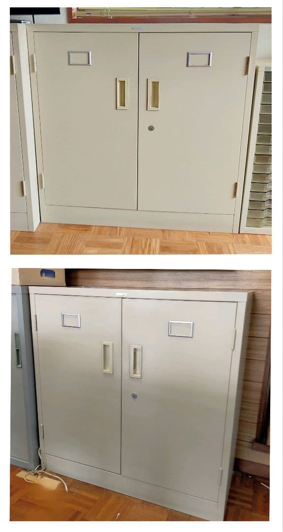 値下ライオン スチール書庫 ベース一体型 両開きキャビネット 中古　2個有り