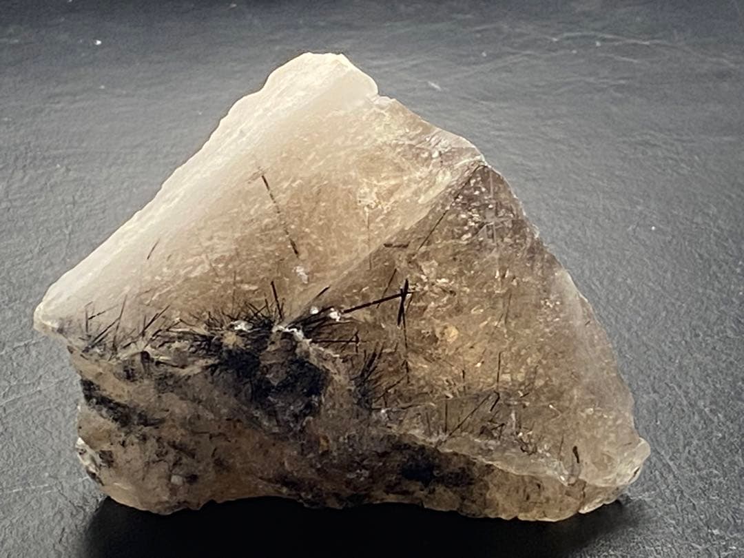 ザギ水晶　ザギマウンテンクォーツ　226g