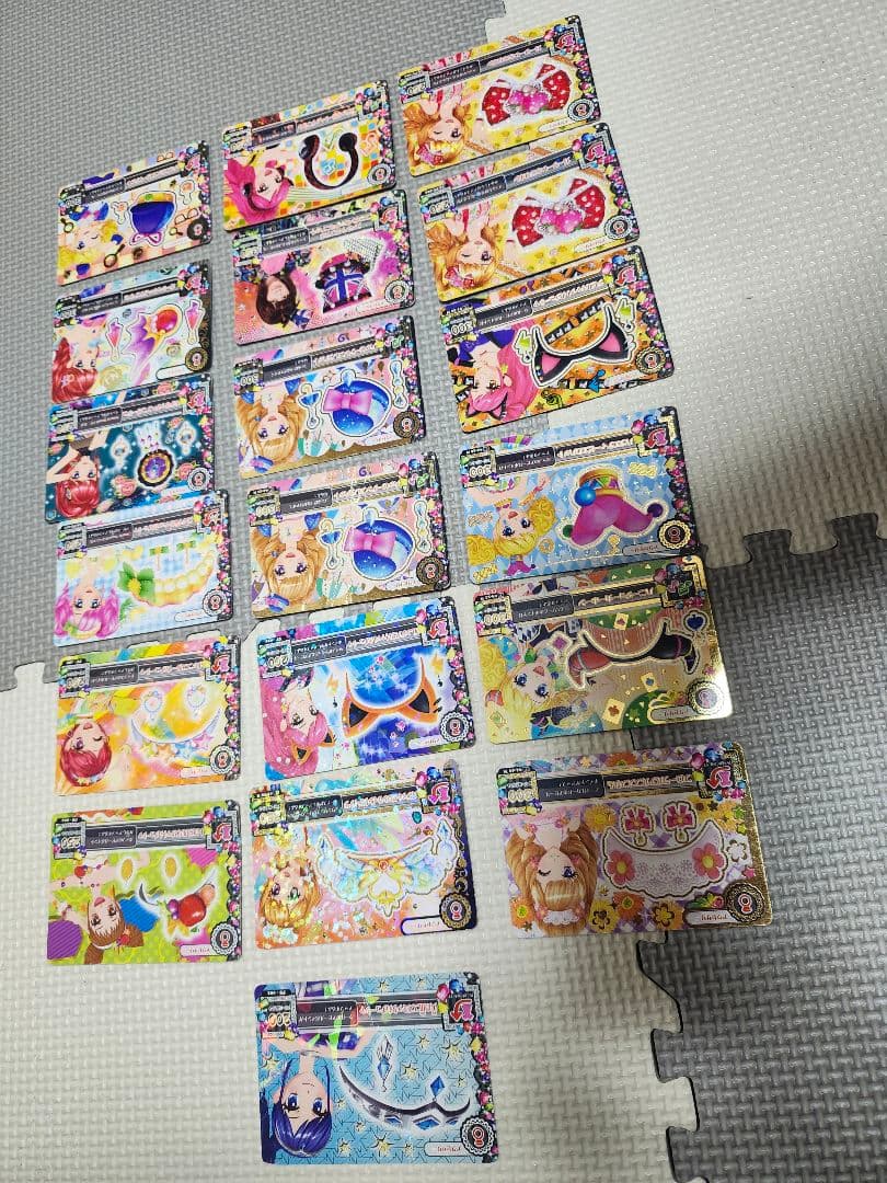 アイカツカード まとめ売り225枚 オーロラキス等 いちご PR バインダー