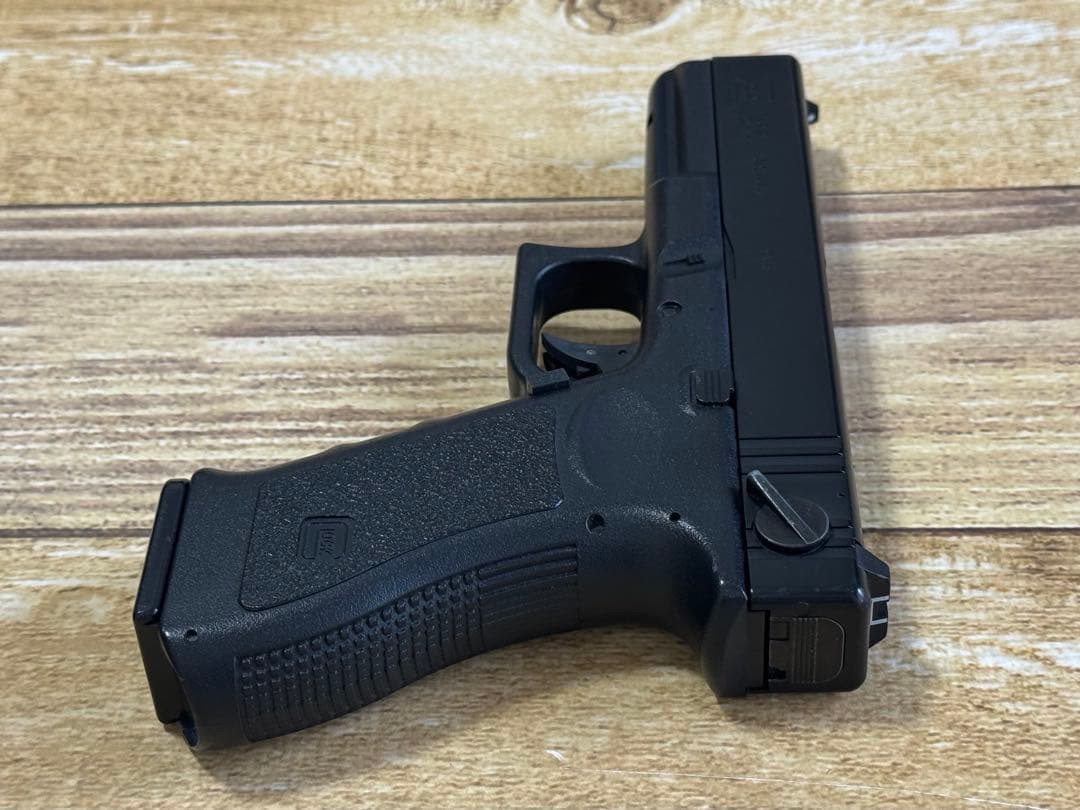 東京マルイ 電動ハンドガン GLOCK18C　フルセット　100連ロングマガジン