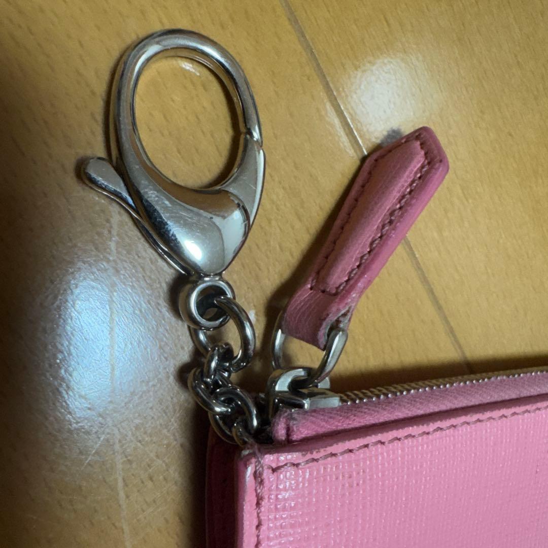 正規品　FENDI ピンク ケース