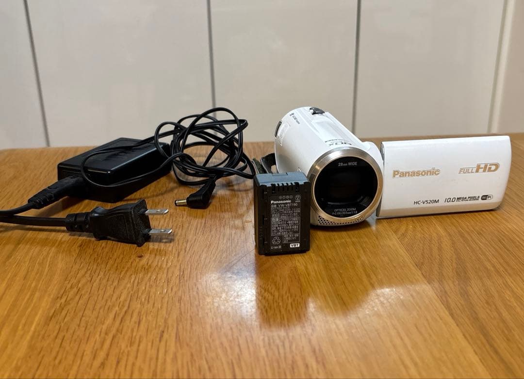 「値下げ」動作確認済みPanasonic HC-V520M HD 付属品付き