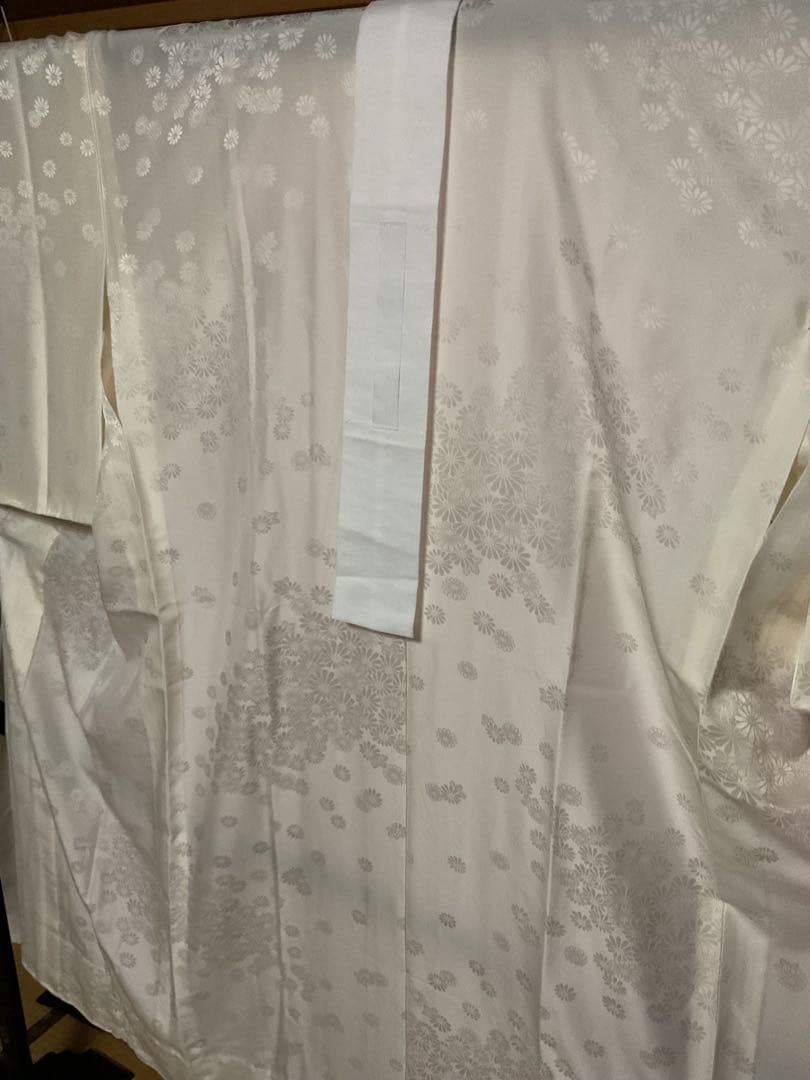 (専用)作家物高級留袖　比翼付き、襦袢付き　特別サービス品