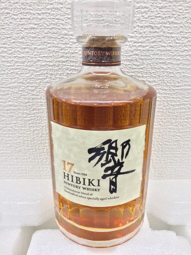 響17年 700ml