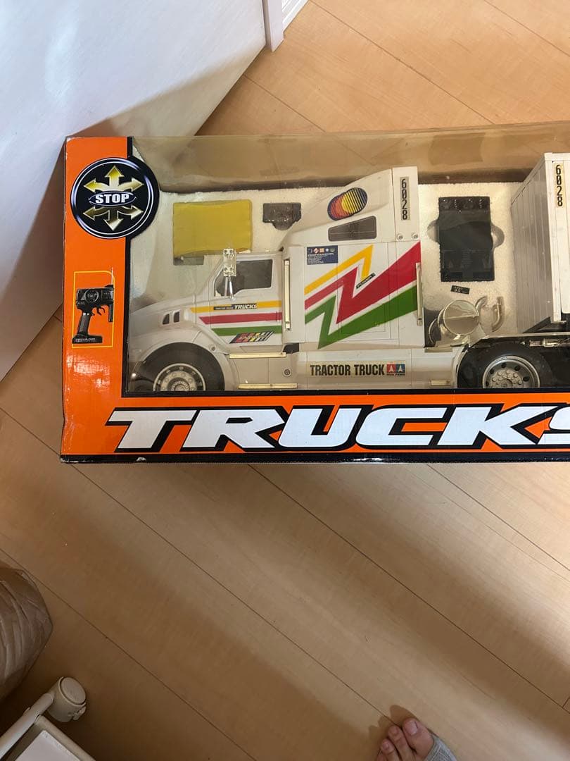 【★希少★ ラジコンカー】 Trucks M-2