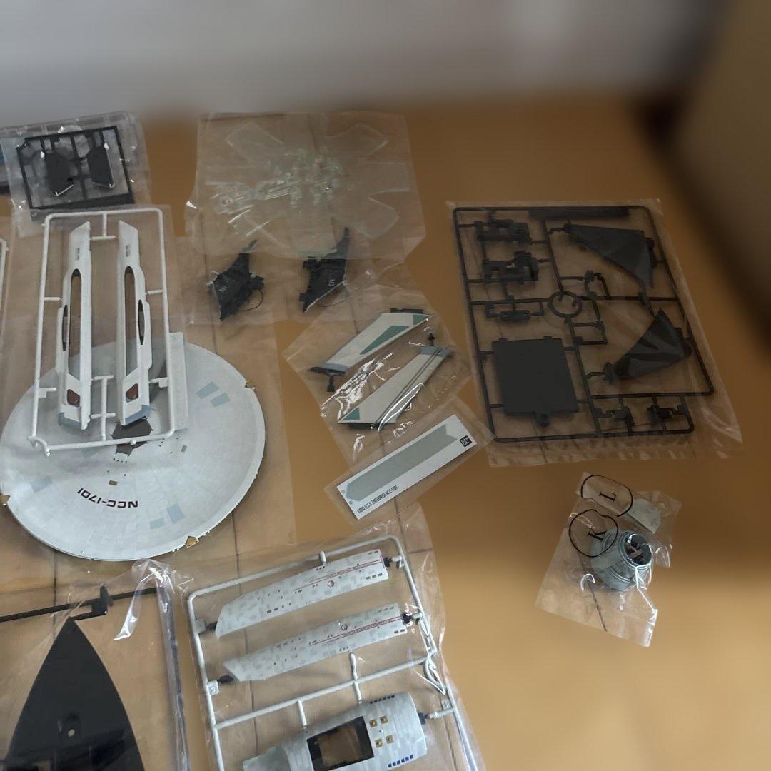 その他 U.S.S. Enterprise NCC-1701 1/850 BANDAI