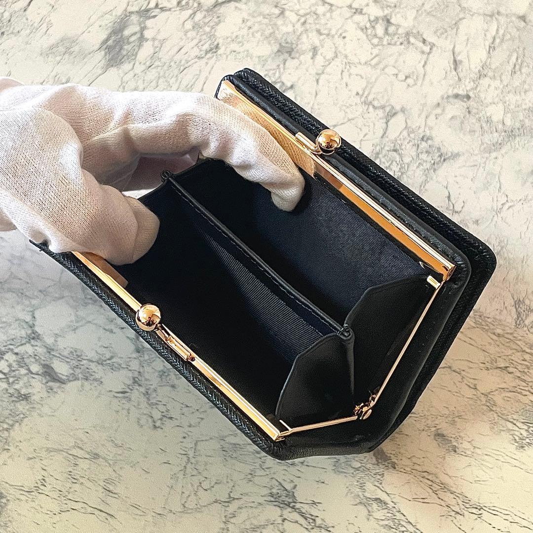 【Vivienne Westwood】 二つ折り財布 がま口