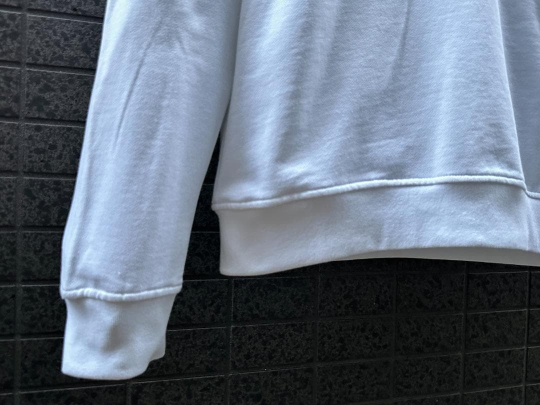 新品 M アルマーニエクスチェンジ コラボ白パーカー 定価21670円