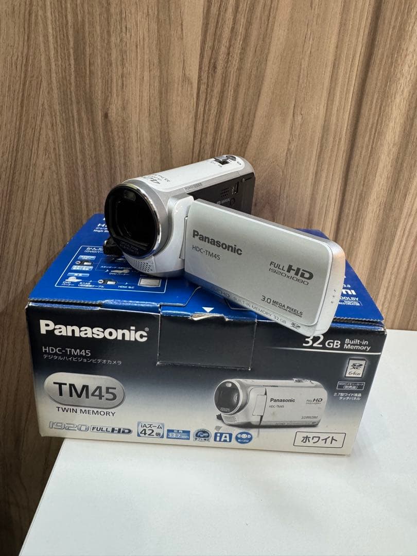 Panasonic パナソニック HDC-TM45 ホワイト